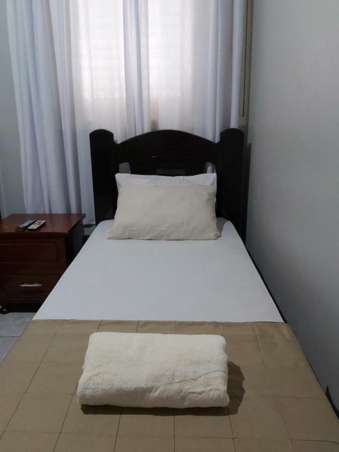 Hotel Monte Carlo Pederneiras Екстер'єр фото