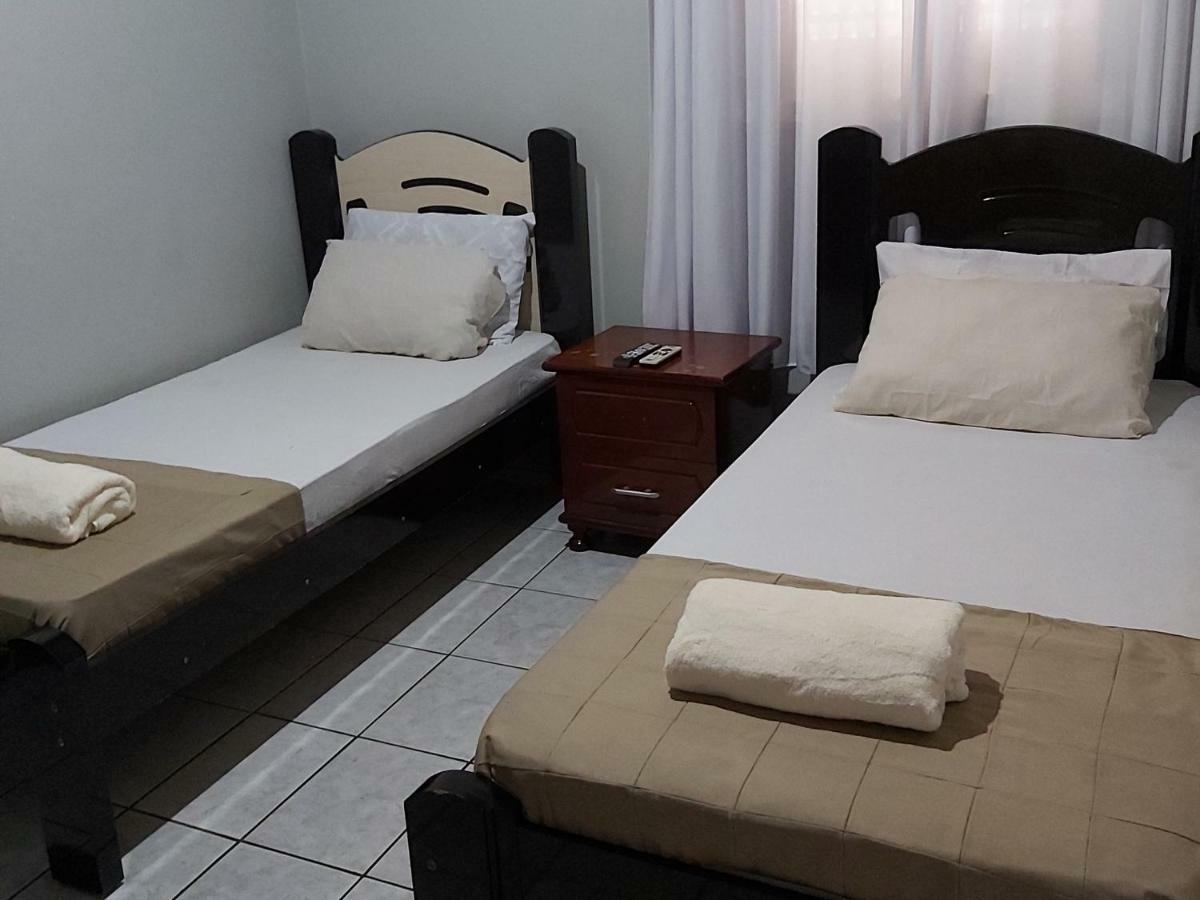 Hotel Monte Carlo Pederneiras Екстер'єр фото